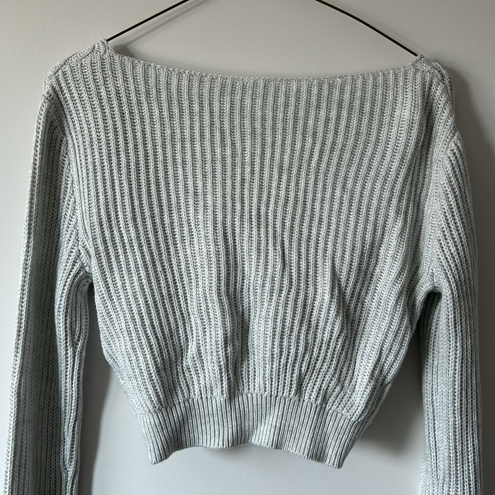 Garage Twist Front Cropped Sweater - Picture 5 of 5